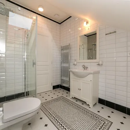 New 6 - Self Check In, Free Parking * ブラチスラヴァ