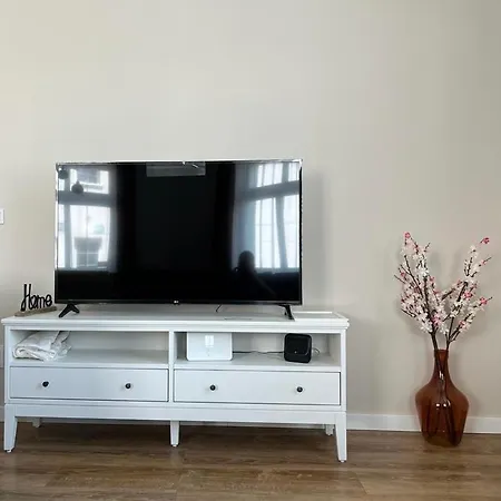 Apartmán New 6 - Self Check In With Parking Included Bratislava