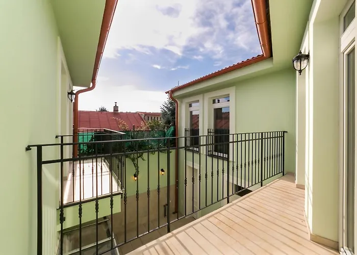 New 6 - Self Check In, Free Parking Apartment Bratislava