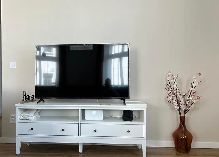 Apartment New 6 - Self Check In, Free Parking Bratislava